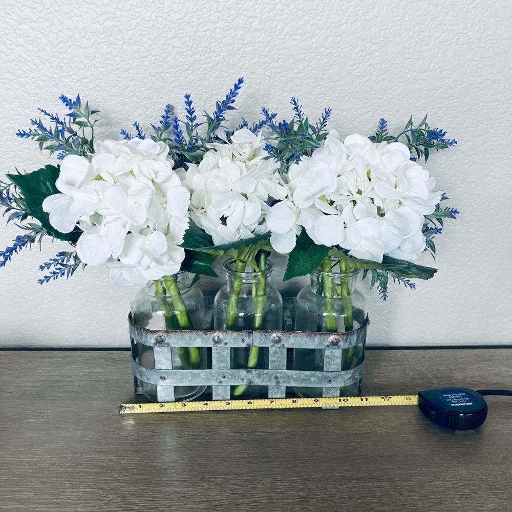 Farmhouse Hydrangea Floral Vase Centerpiece - Picture 2 of 4